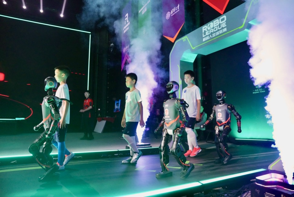 他可以通过 他可以通过