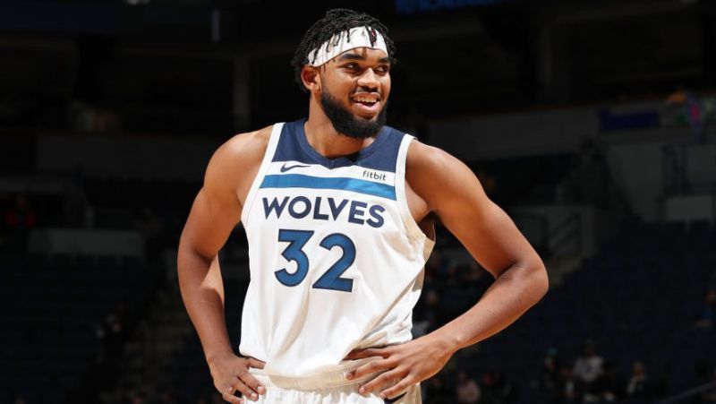 体育英超:赛季双杀 曼城3-1逆转曼联